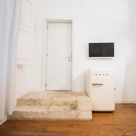 Sui Tetti Luxury Rooms Lecce Exterior photo